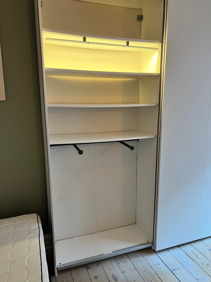 Garderobeskab, IKEA, b: 200 d: 40 h: