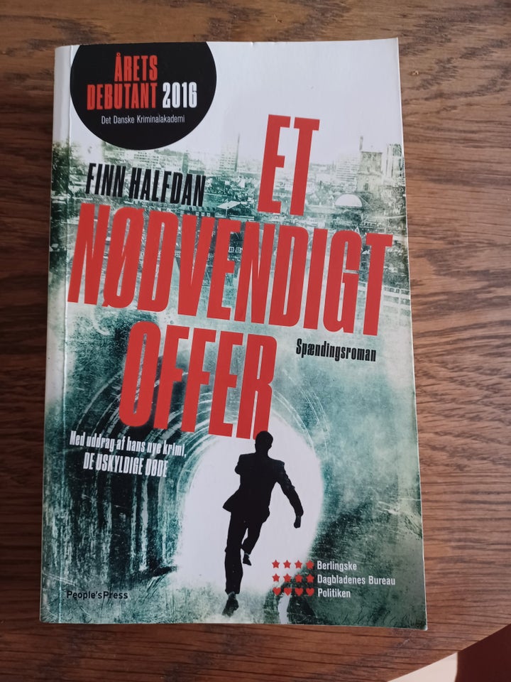 Et nødvendigt offer, Finn Halfdan,