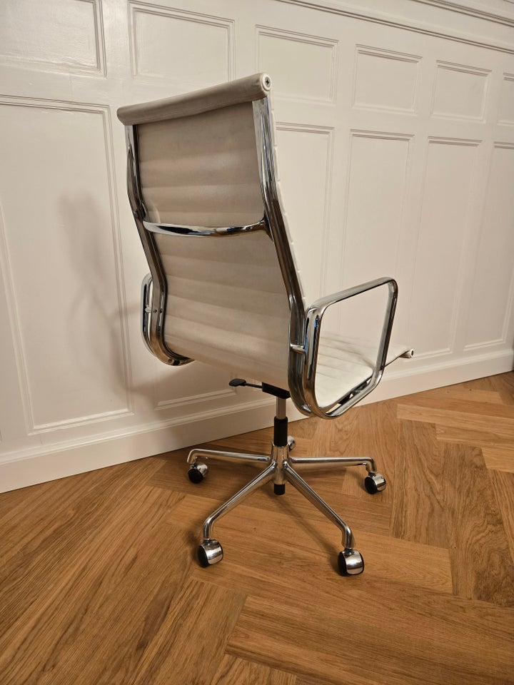 Eames, EA119, Kontorstol høj ryg -