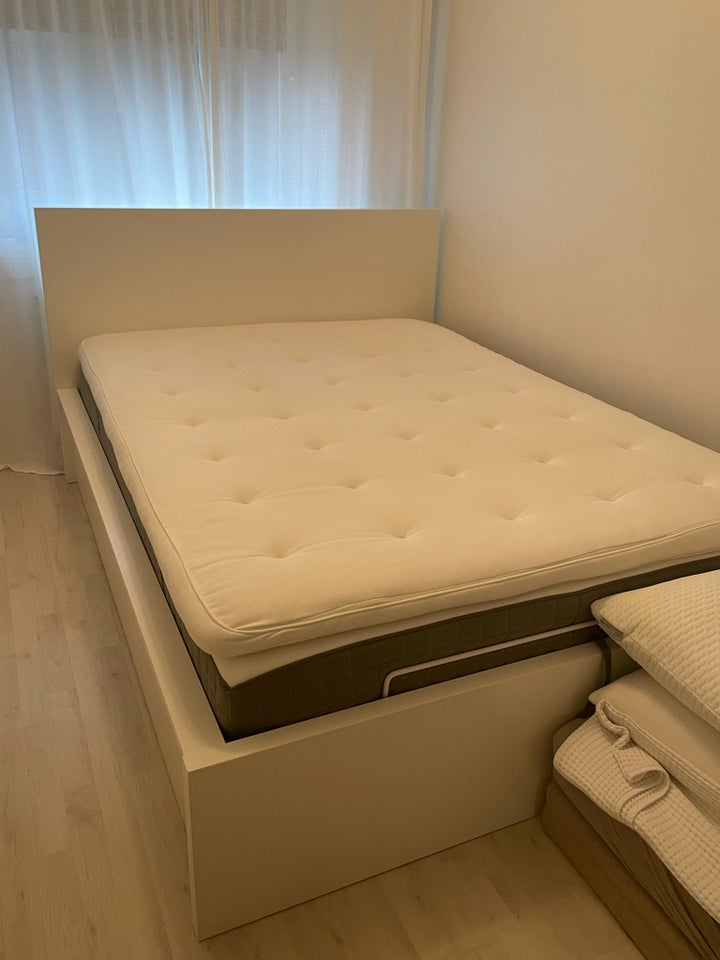 Dobbeltseng, IKEA ( MALM ), b: 155 l: