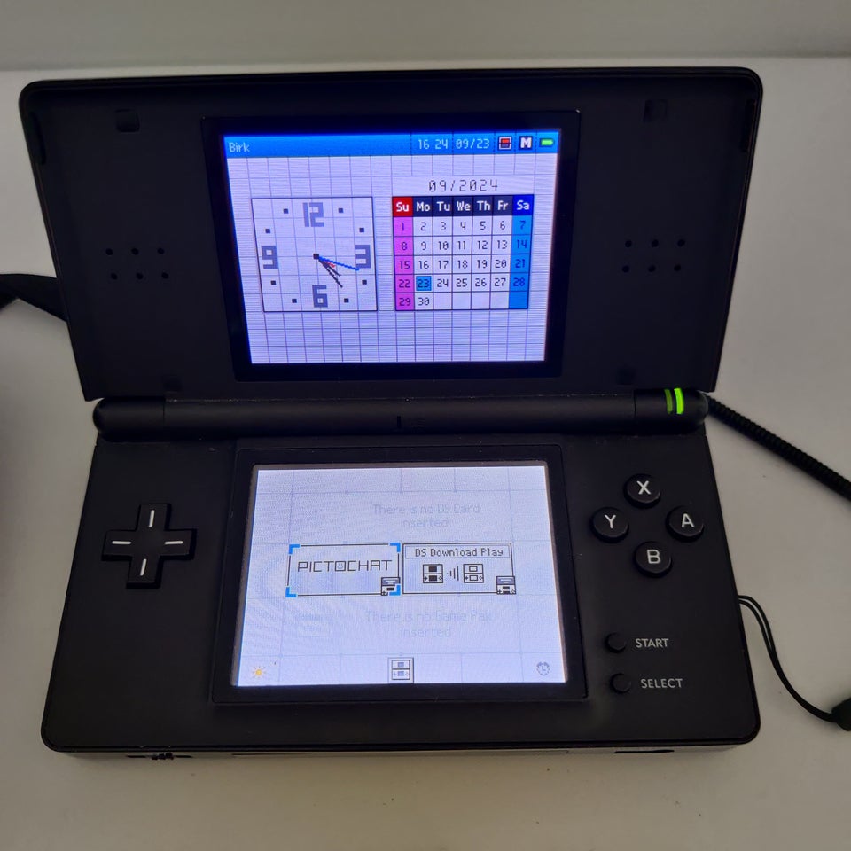 Nintendo DS Lite