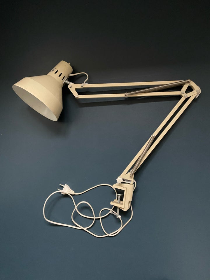 Arkitektlampe, Pileprodukter