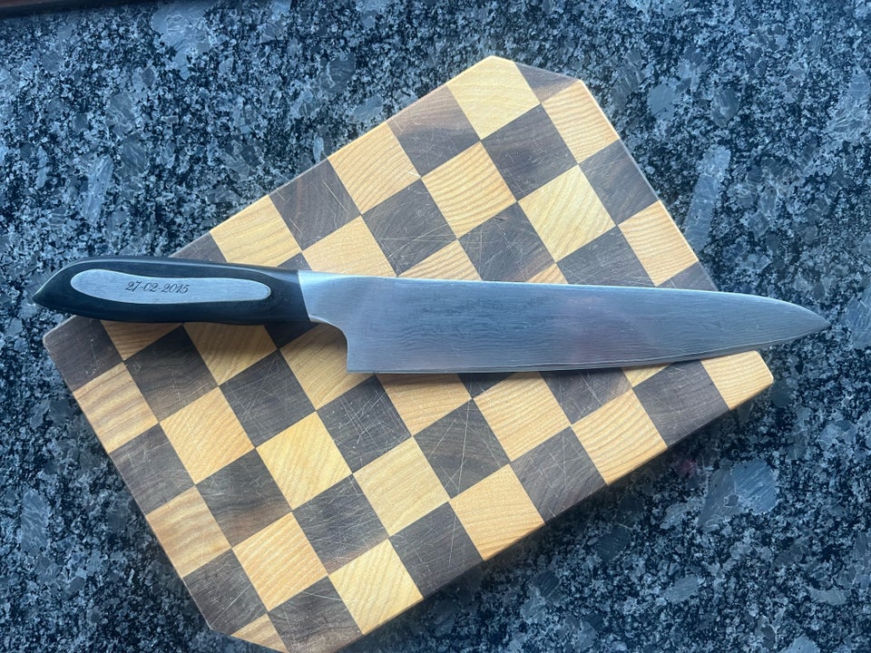 Kniv, Tojiro