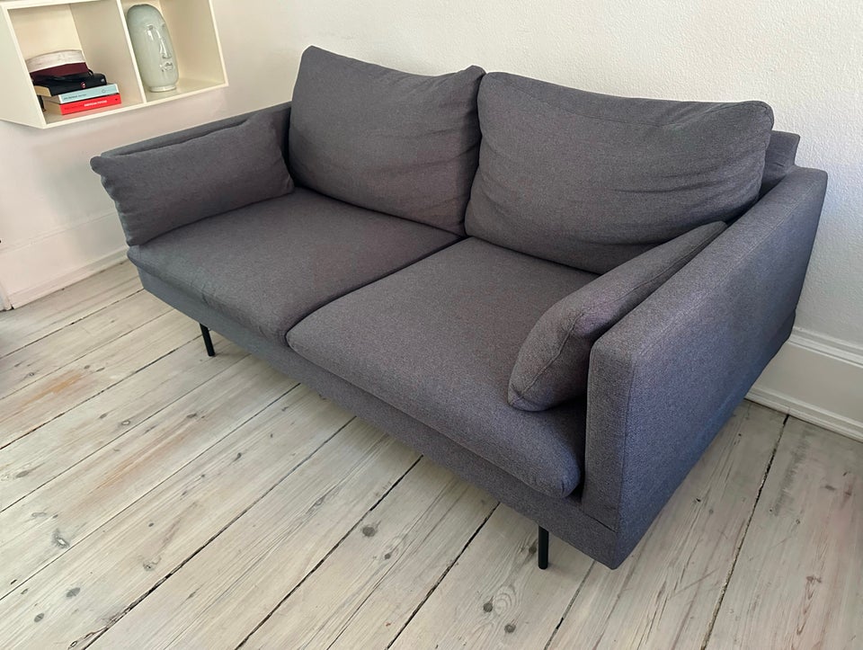 Mørkegrå 2-personers sofa