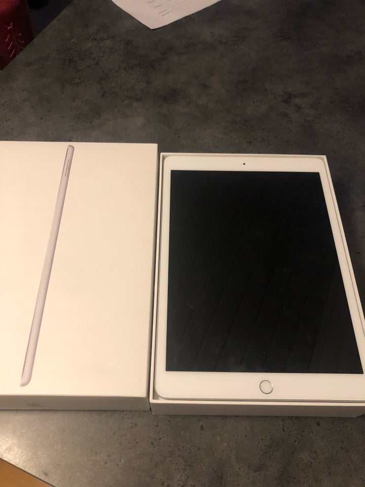 iPad 7, 32 GB, hvid