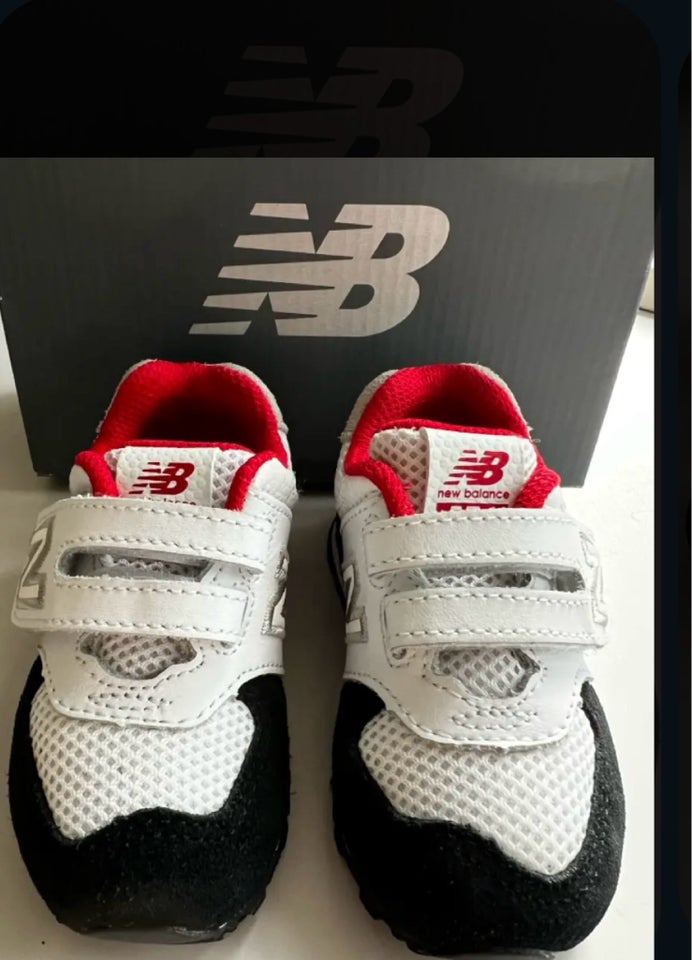 Sneakers str 21 New Balance