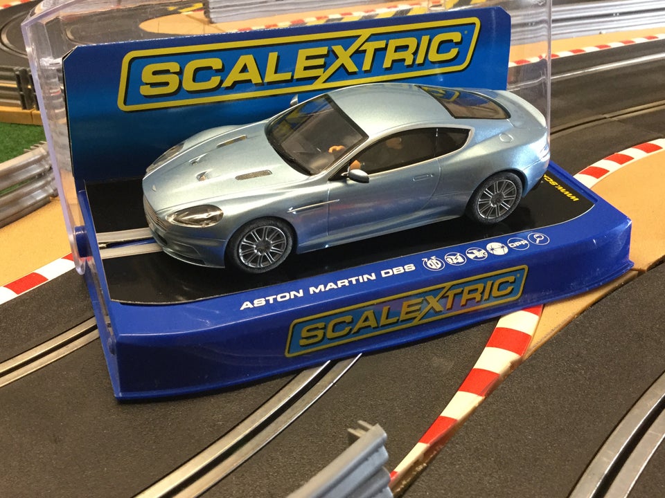 Racerbil, Scalextric Analog /