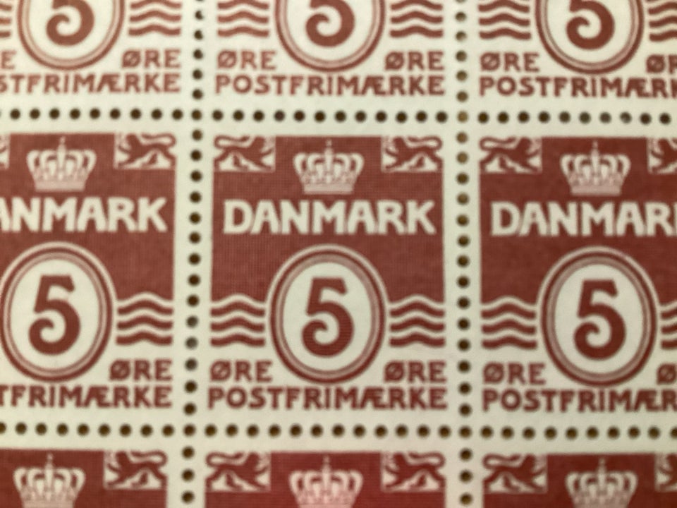 Danmark, postfrisk, 5 øre vinrød