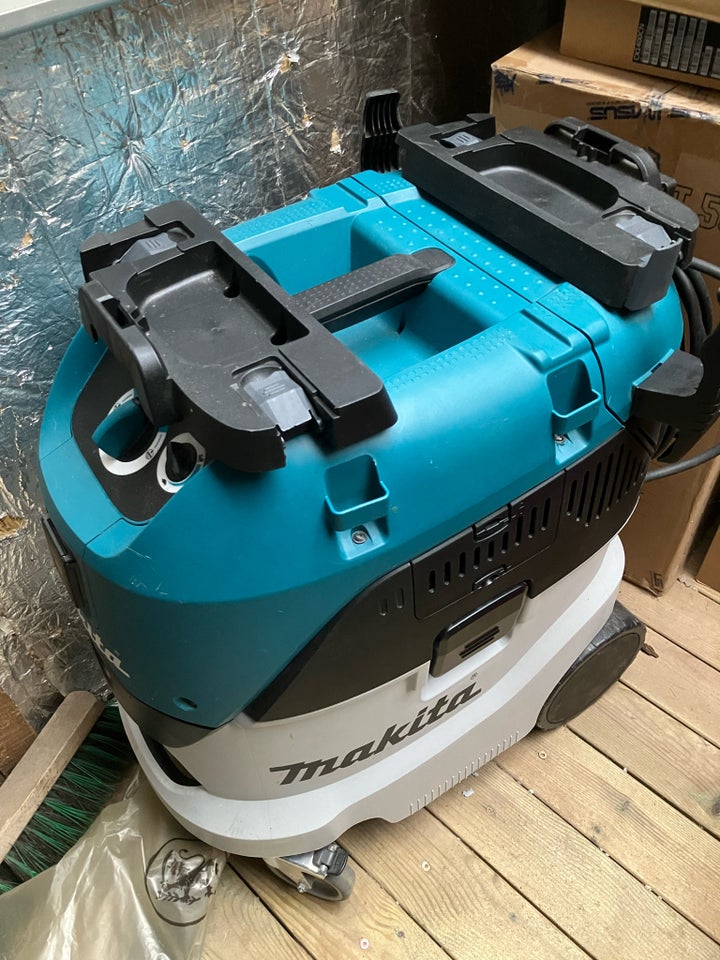 Støvsuger, Makita VC4210L