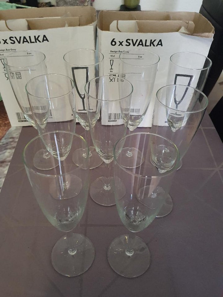 Glas 12 Champagne glas Svalka