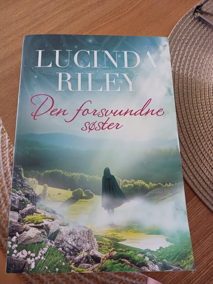 Forskellige Lucinda Riley