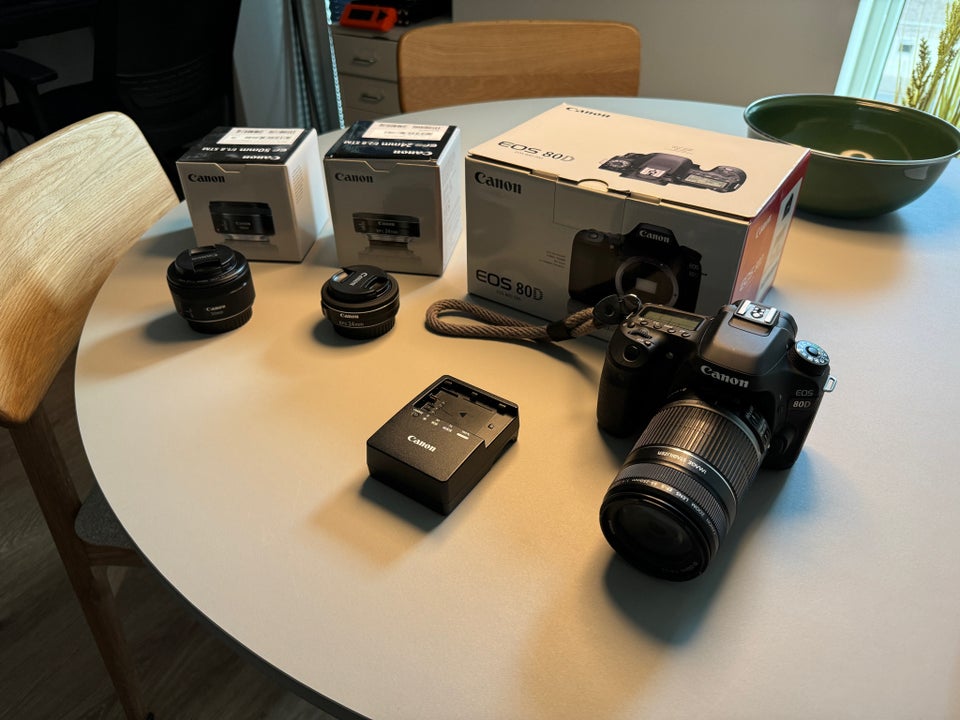 Canon, Canon 80D, spejlrefleks