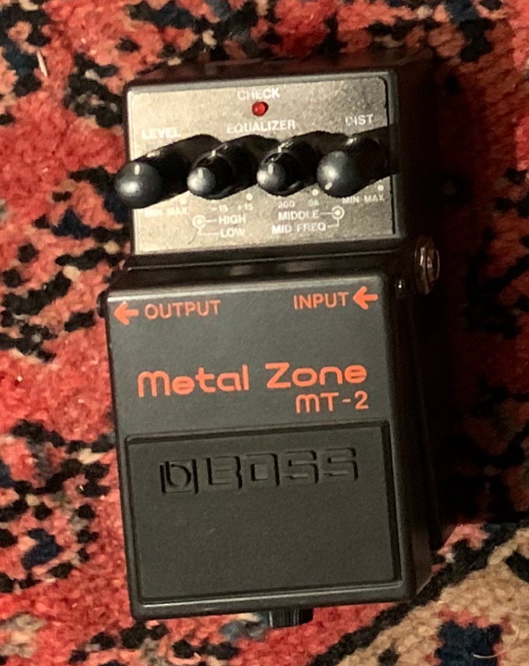 Distortion, Boss MT-2 Metal Zone