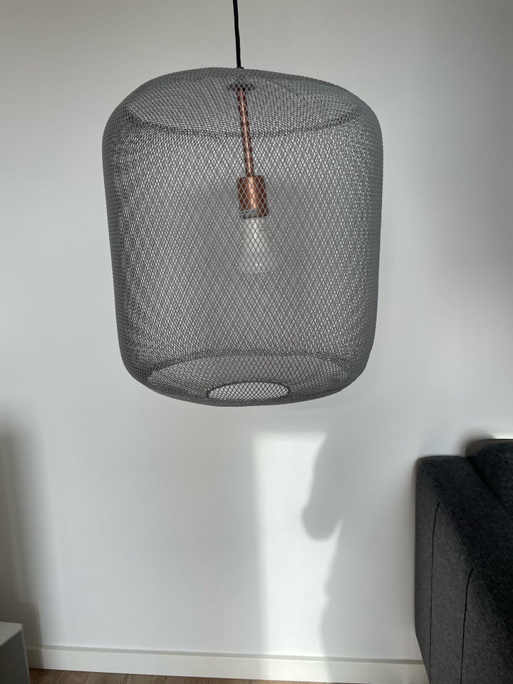 Anden loftslampe, Zuiver