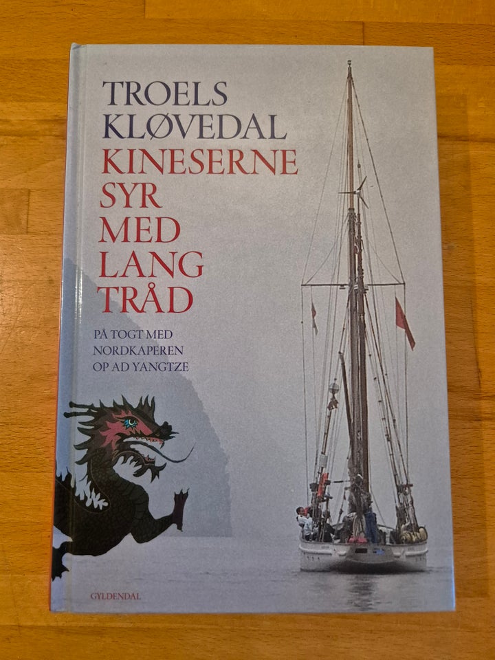 Kineserne syr med lang tråd, Troels