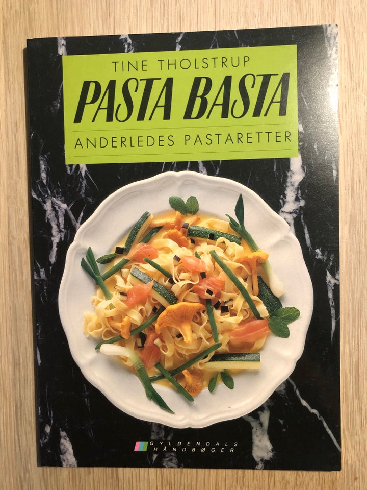 Pasta Basta, Tine Tholstrup,