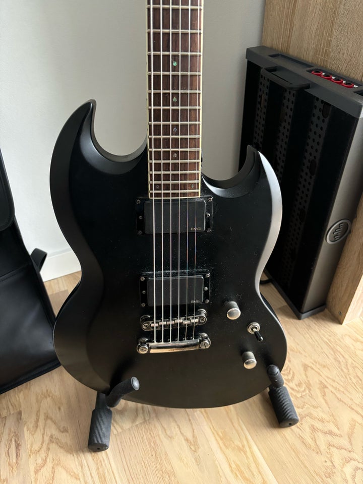 Elguitar, ESP LTD VB-400