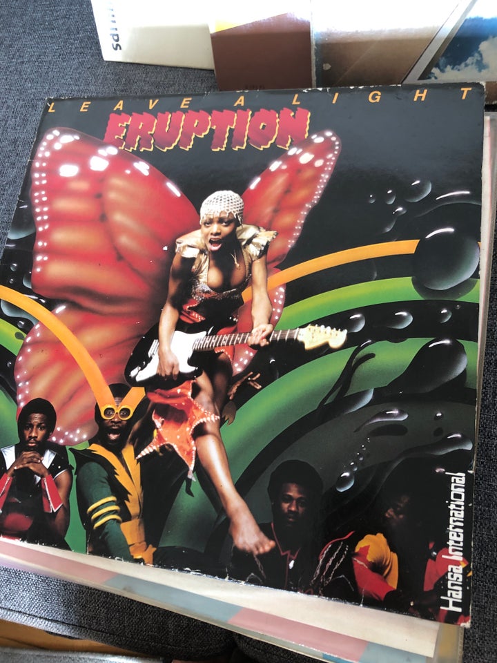 LP, Eruption