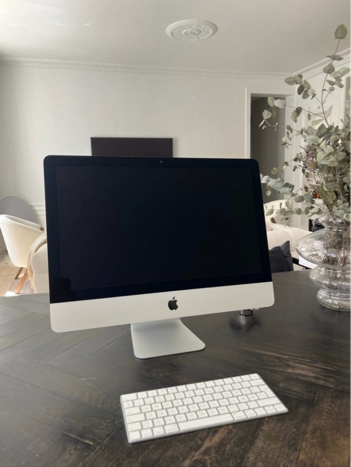 iMac Retina 4K 215 Inch