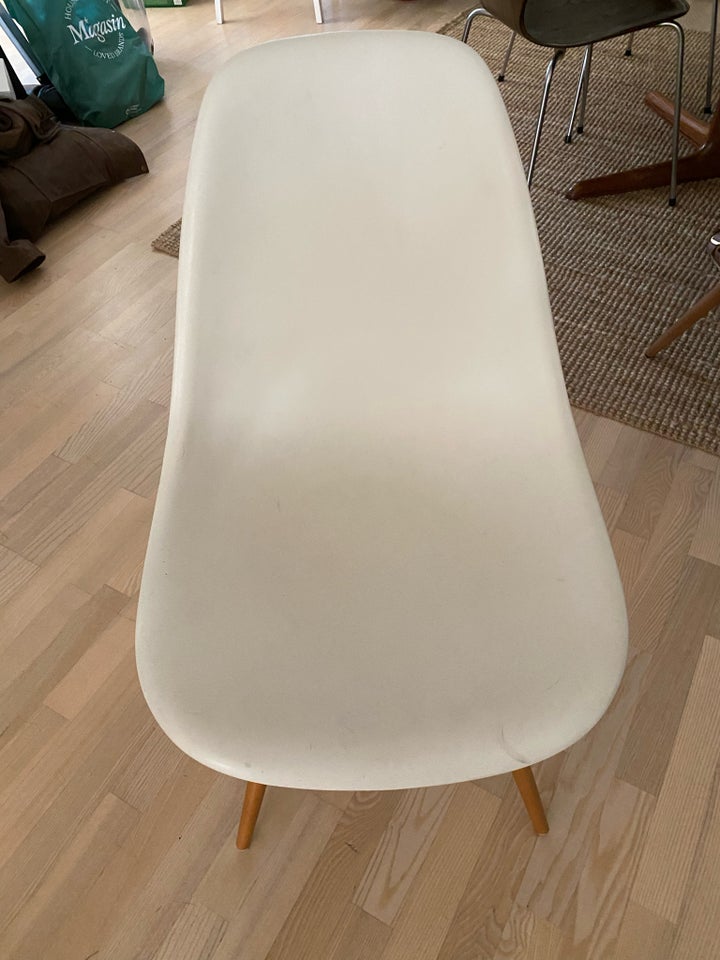 Eames DSW Spisebordsstol / stol