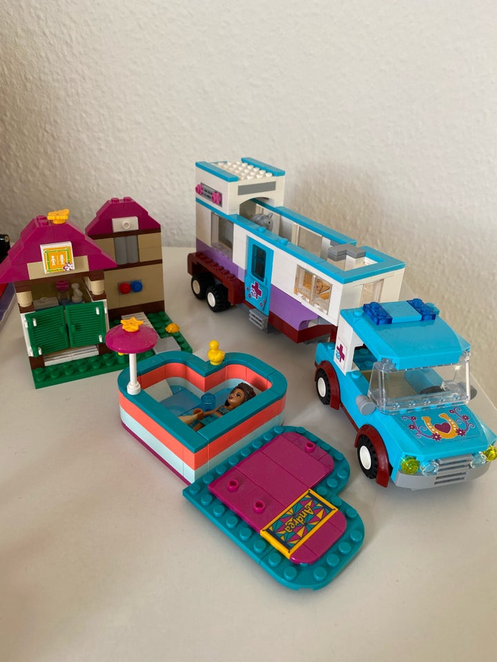 Lego Friends, Mange forskellige