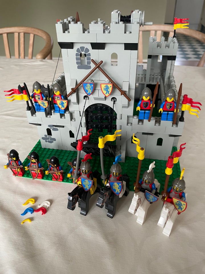 Lego Castle, 6080