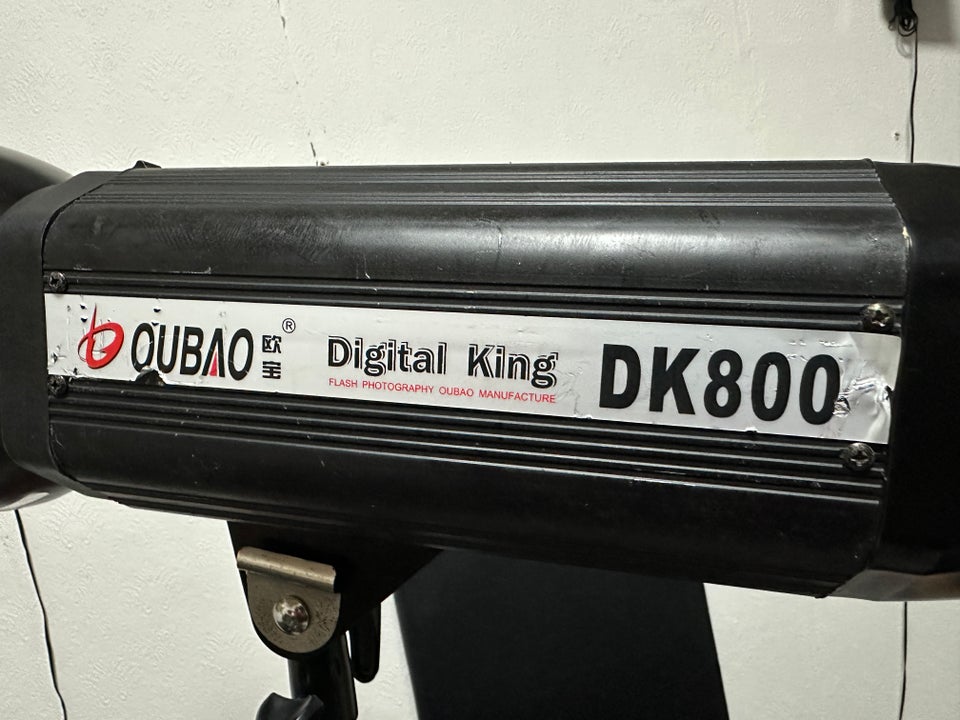 OUBAO, 2 x 300W + 1 x 800W, God