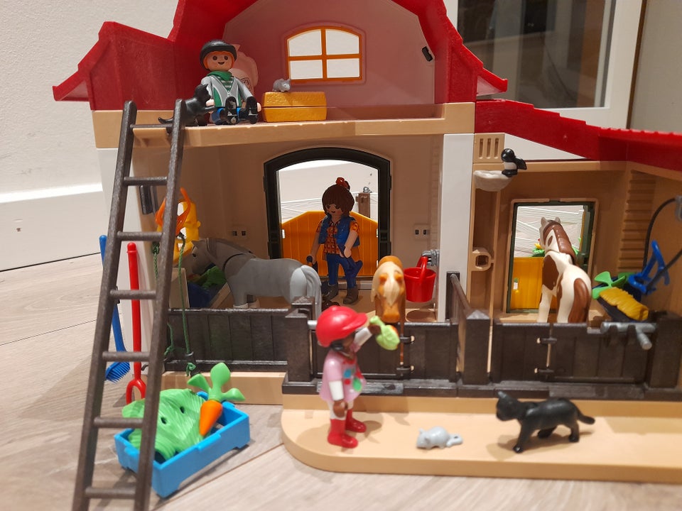 Bondegård, Playmobil