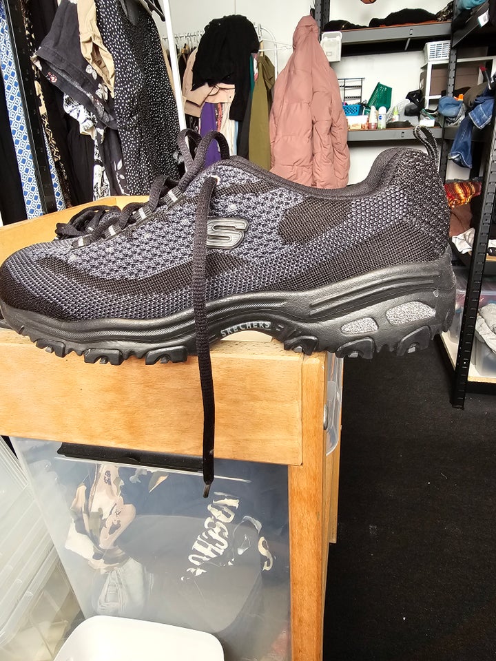 Sportssko str 38 Skechers