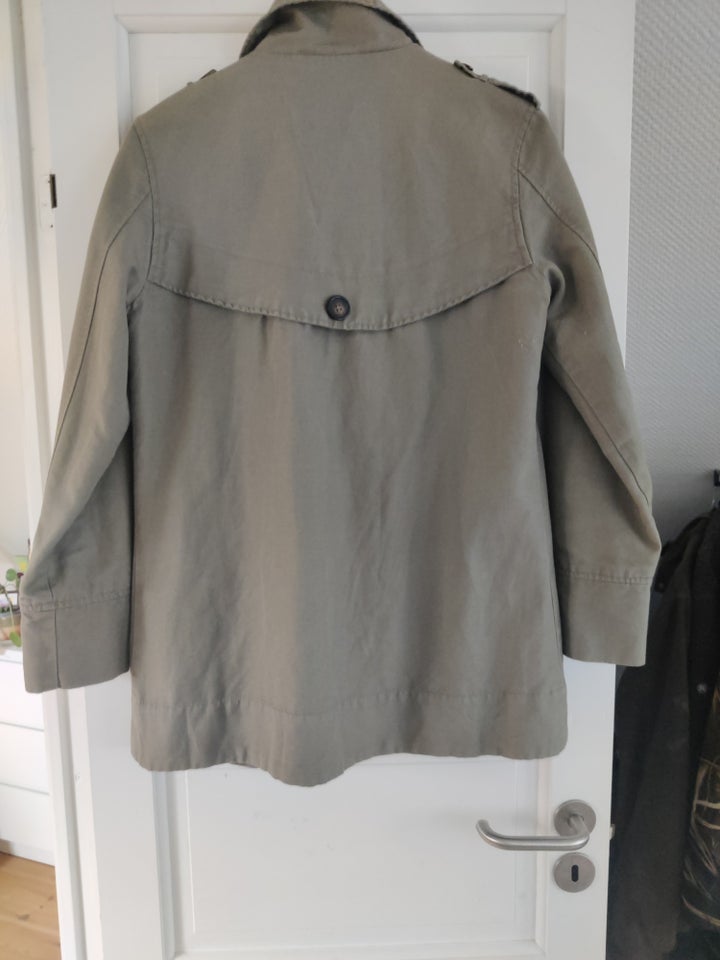 Cottoncoat, str. 40, Ukendt