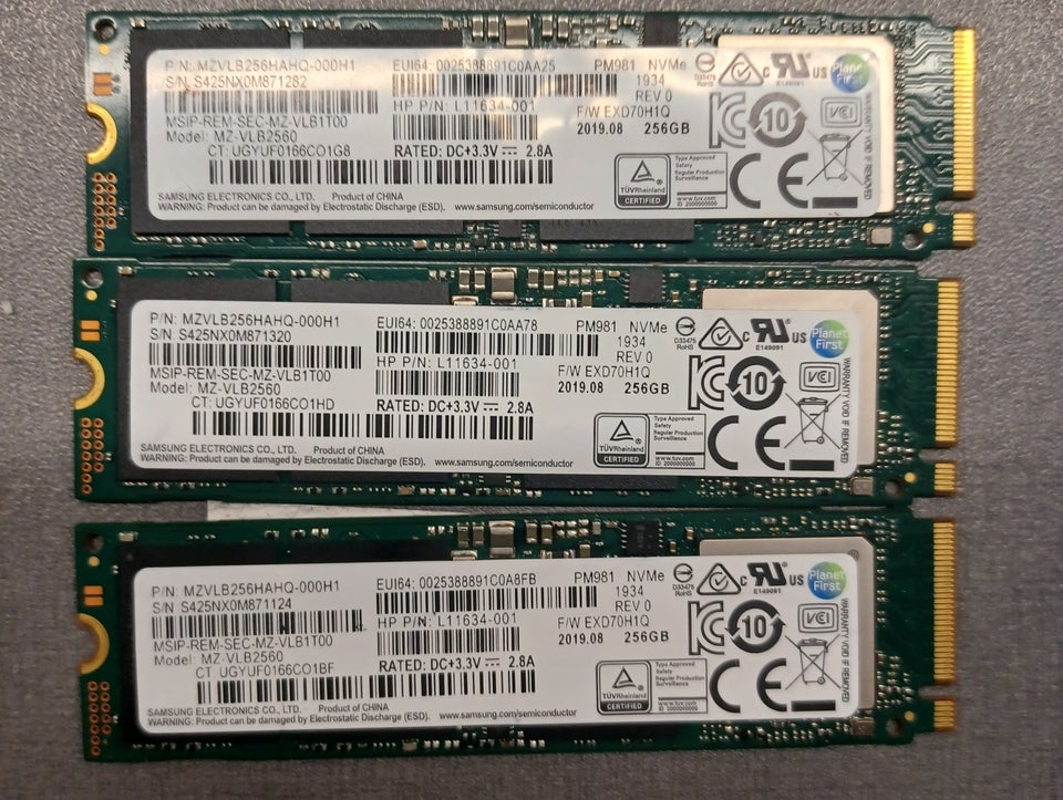 Samsung PM981 SSD NVME M.2 2280 PCIe