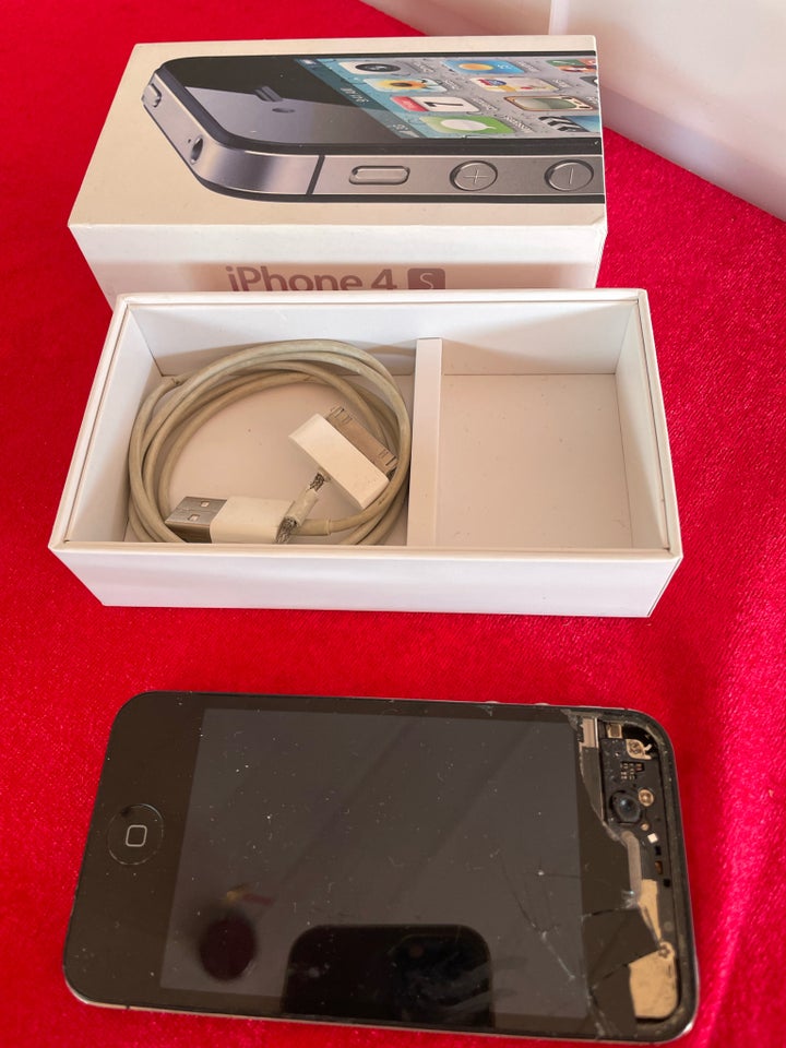 iPhone 4S 8 GB sort