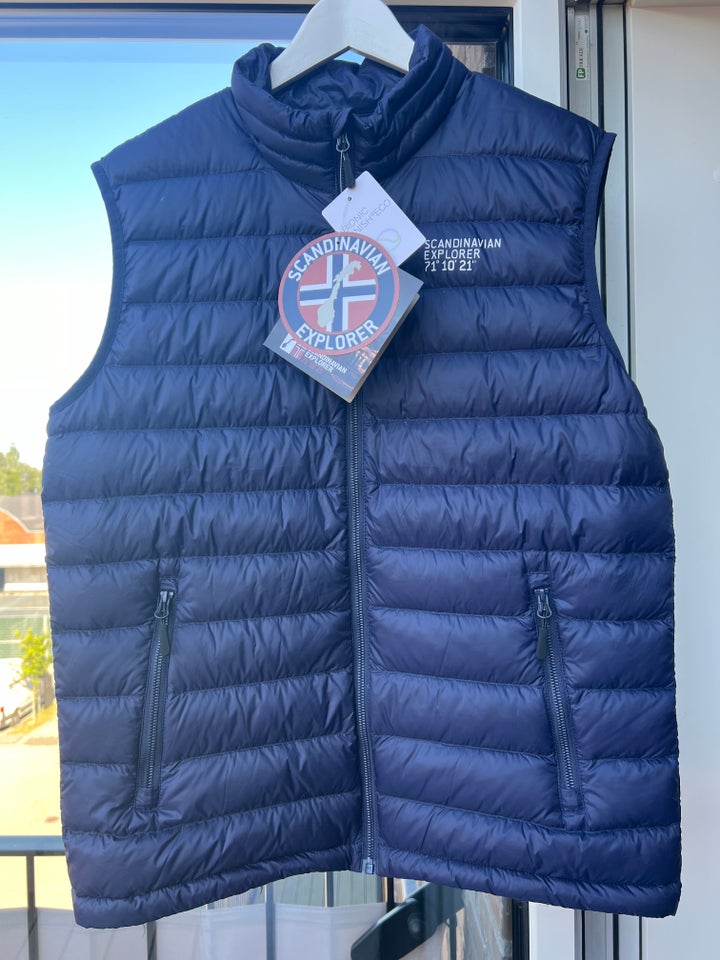 Vest, str. L, Scandinavian