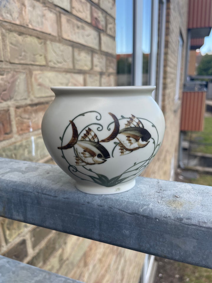Porcelæn Ældre Lyngby vase