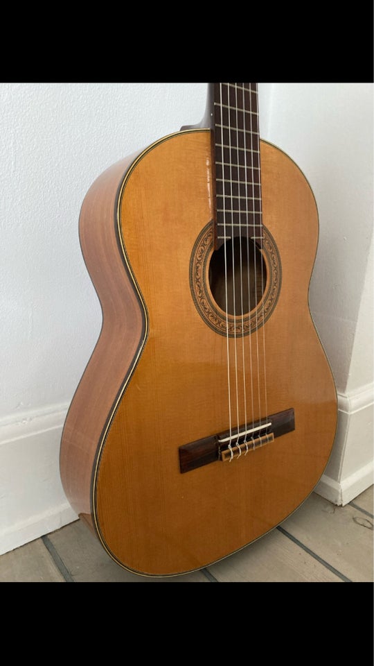 Klassisk, Santana Model 11