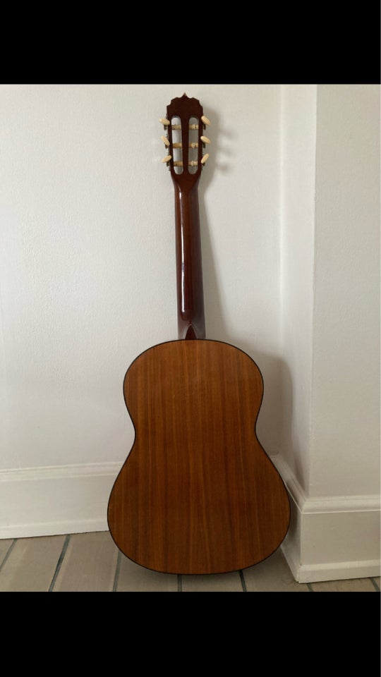 Klassisk, Santana Model 11