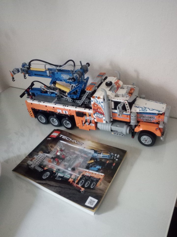 Lego Technic, 42128