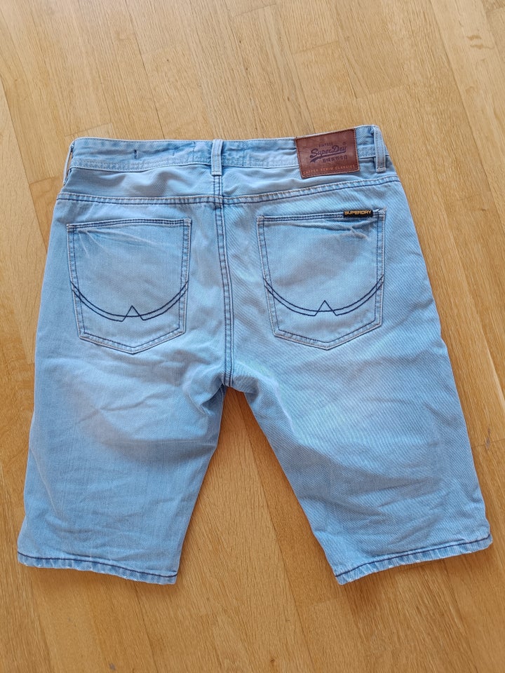 Shorts, Superdry, str. 32