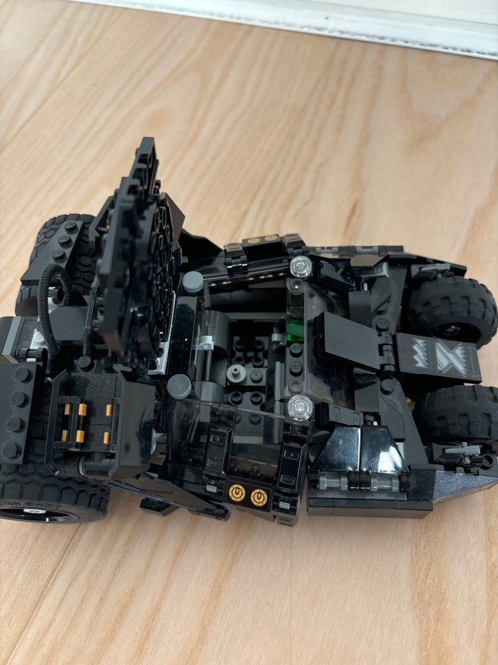 Lego andet, Batmobil 76239