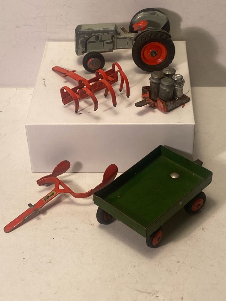 Modelbil, Tekno Ferguson Traktor