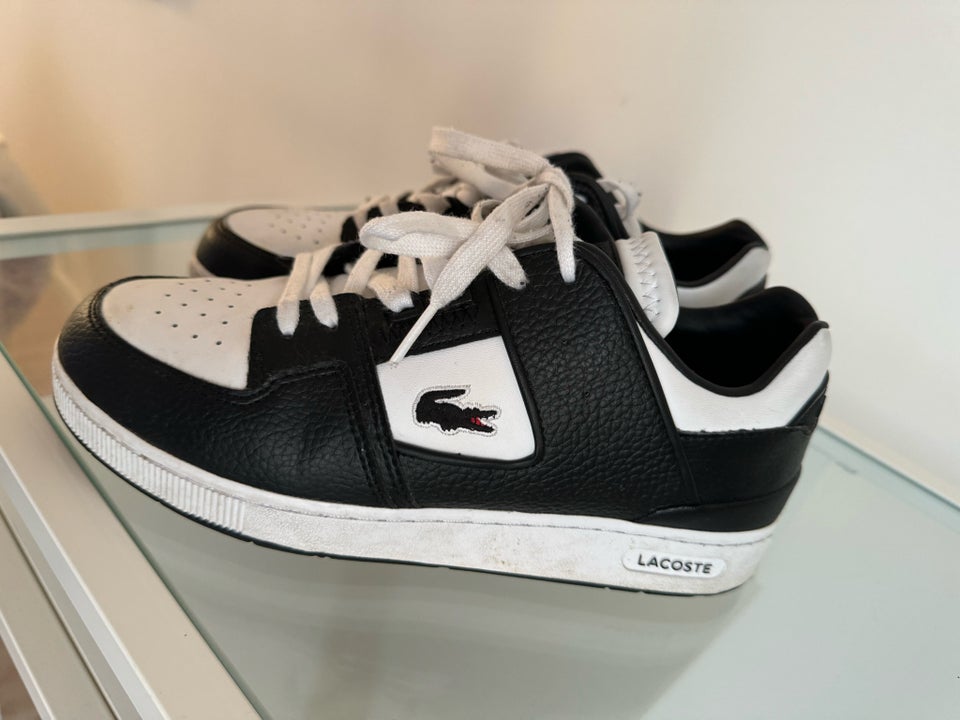 Sneakers, str. 39,5, Lacoste