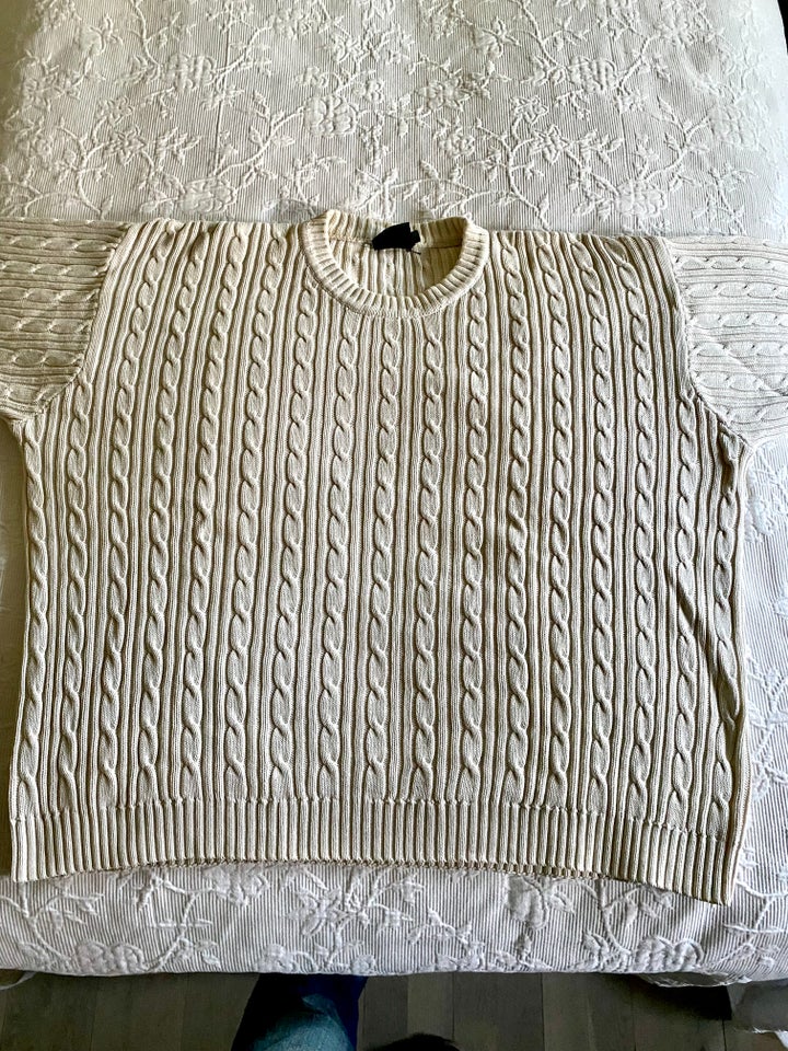 Sweater, Part Two , str. L