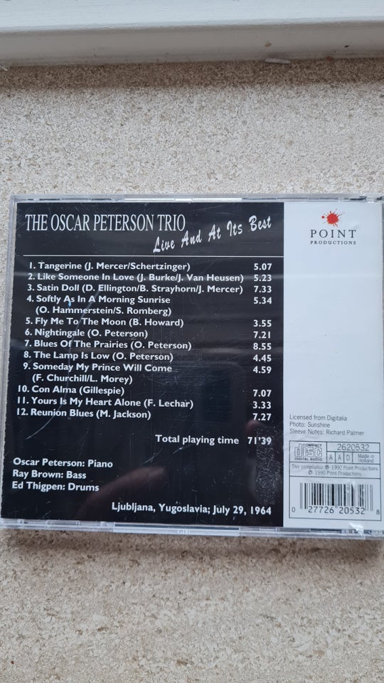 THE OSCAR PETERSON TRIO.: LIVE AND