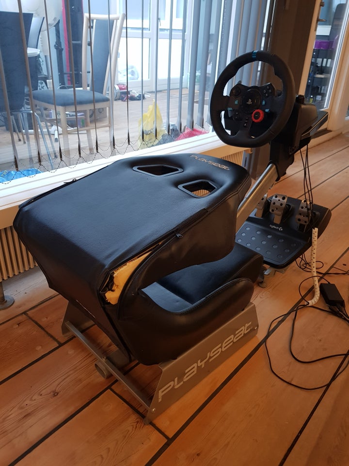 Andet, Anden konsol, Playseat