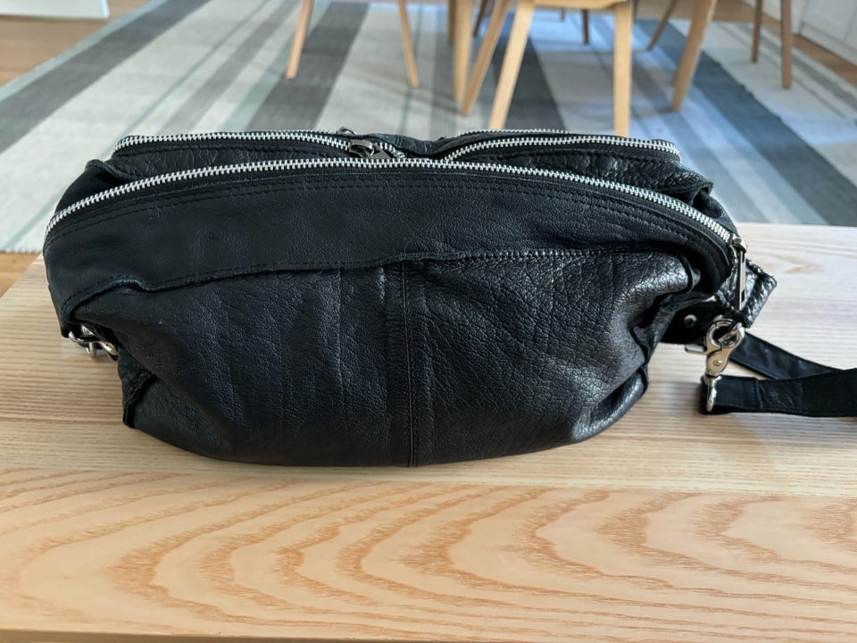 Crossbody andet mærke læder