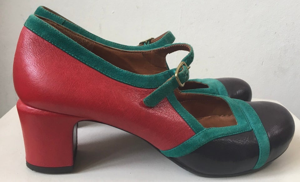 Pumps, str. 39, Chie Mihara