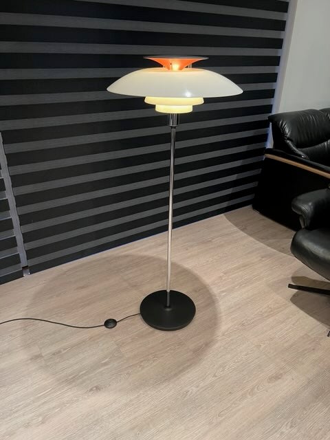 Poul Henningsen PH 80 Gulvlampe