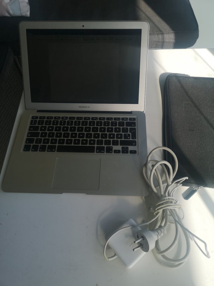 MacBook Air A1466 16GHz GHz