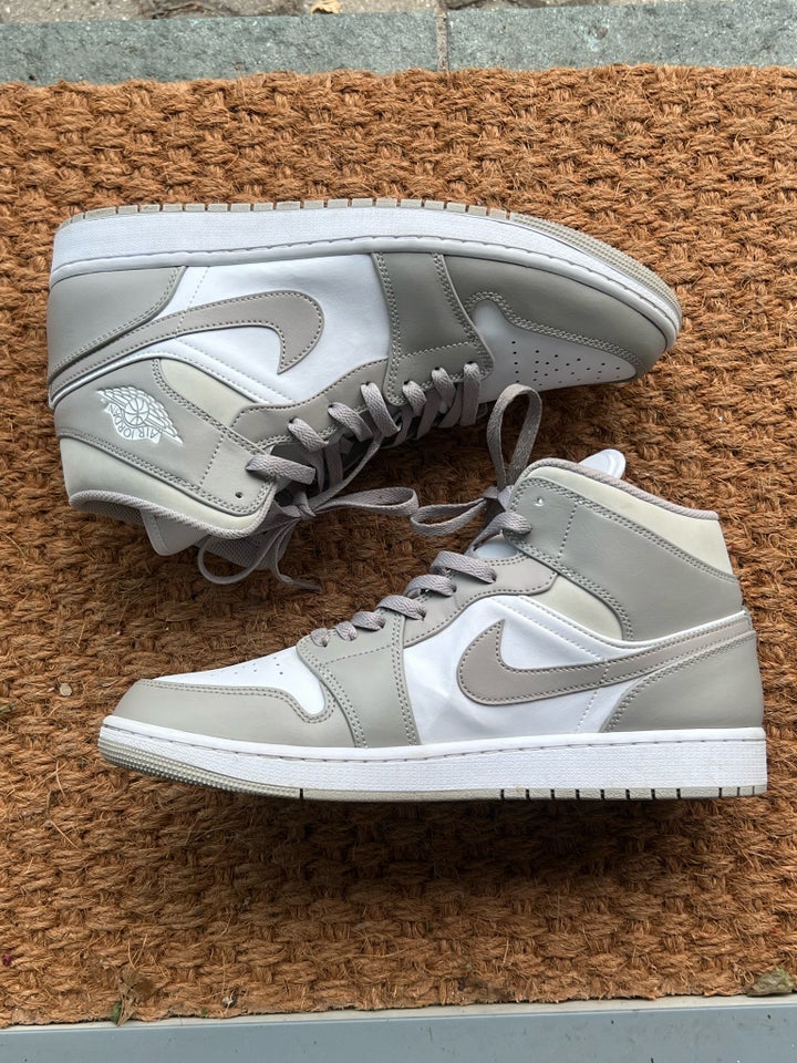 Sneakers, Jordan 1 Mid Linen, str.