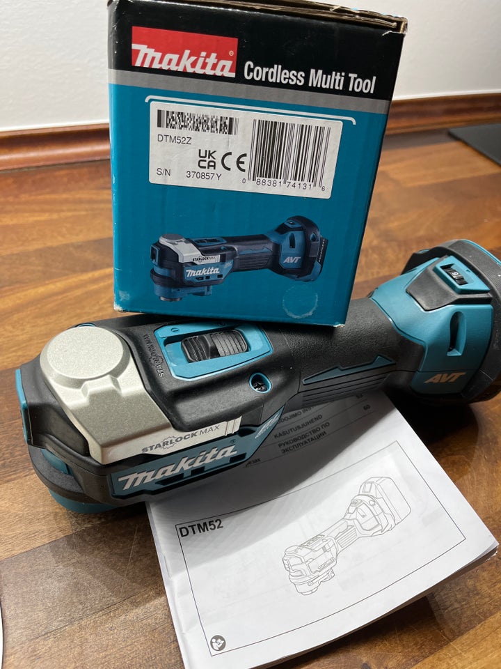 Multi-Cutter, Makita DTM52Z